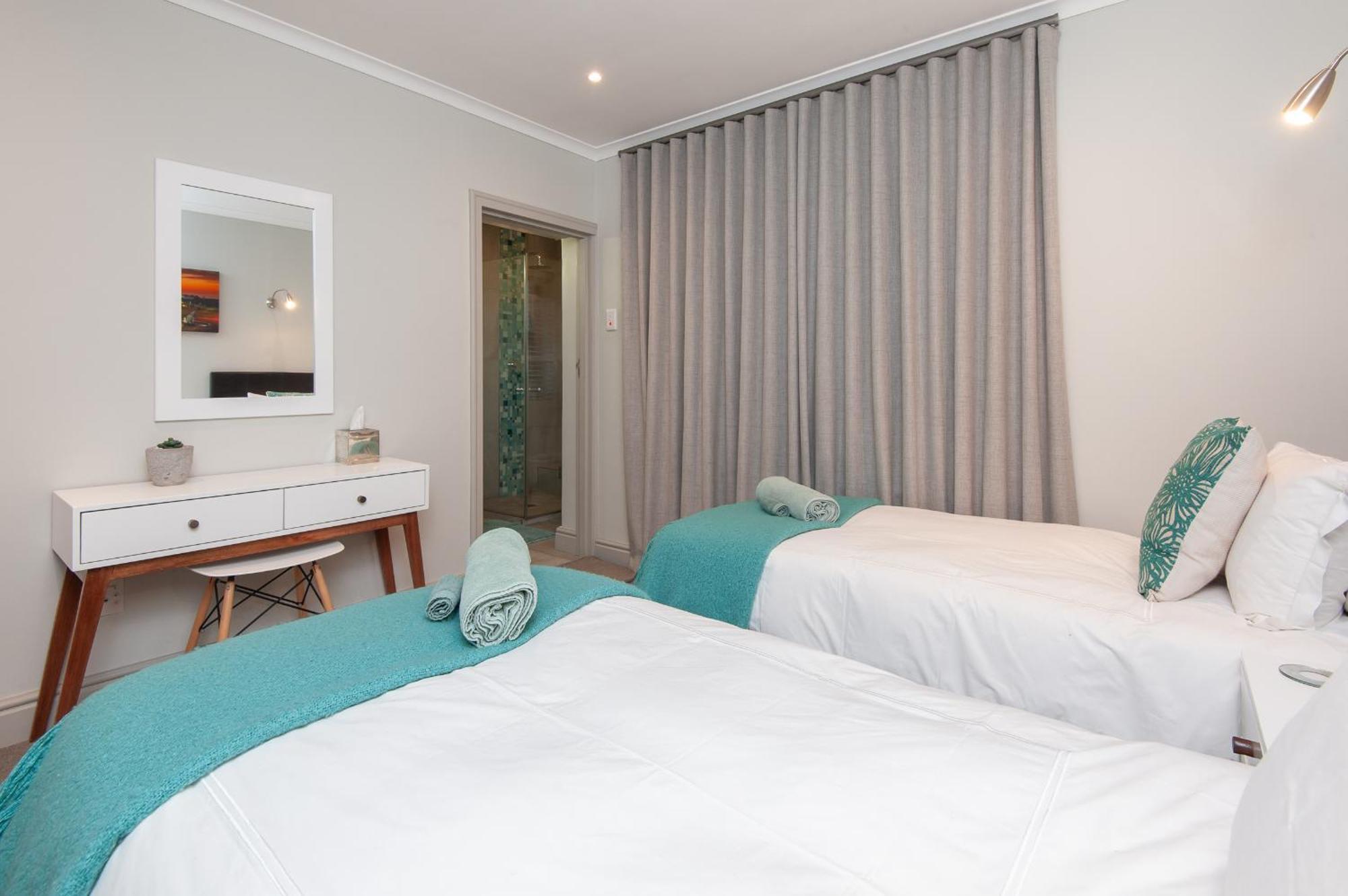 Walker Bay Luxury Seafront Apartment Hermanus Luaran gambar